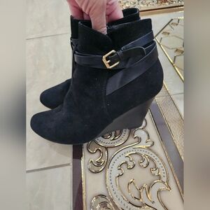Report Black Women's Ankle Boots Size 6.5